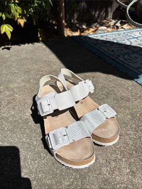 Mephisto Lissa White Wedge Sandal